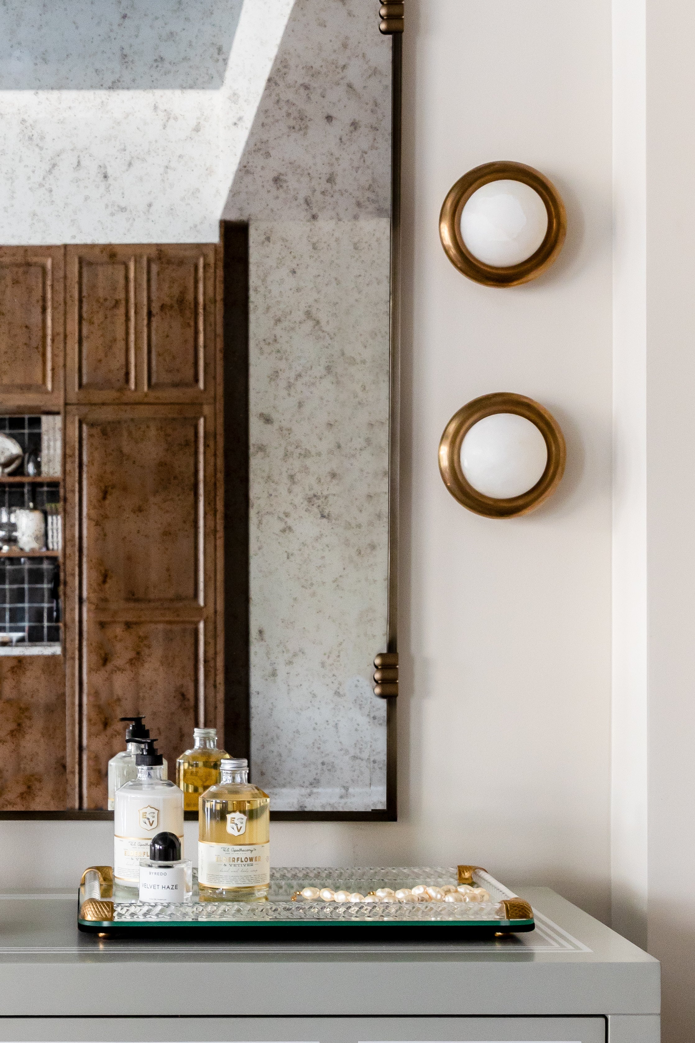 ALYS SCONCE - Image 11