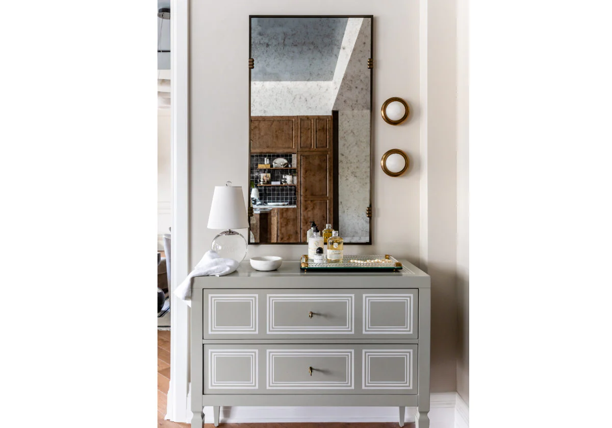 ALYS SCONCE - Image 5