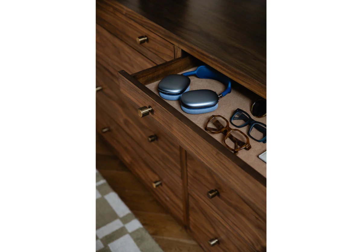 BROOKLYN DRESSER | Walnut - Image 10