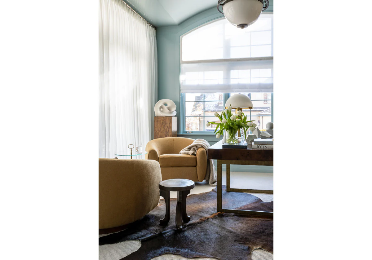 OSCAR PETITE TABLE - Image 7