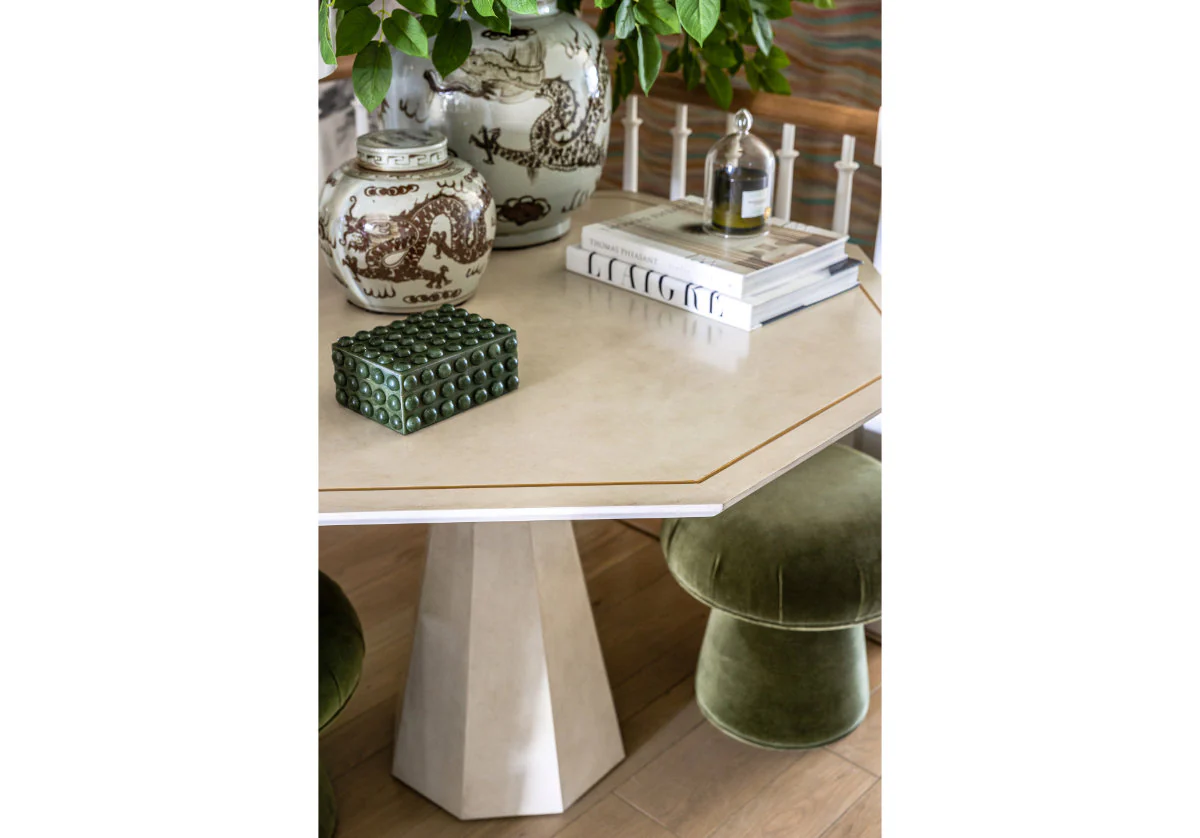 CONSTANCE CENTERHALL TABLE - Image 6