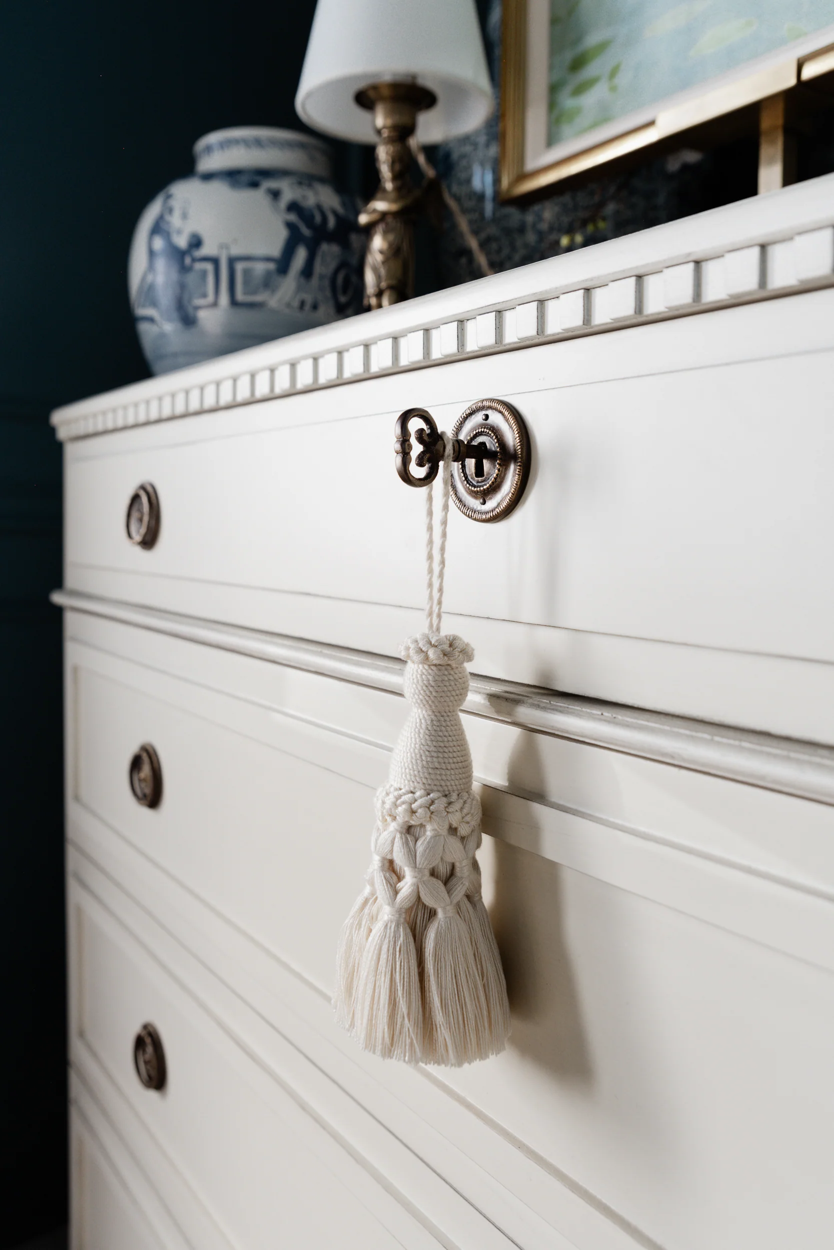 ESTELLE ENTRY CHEST - Image 14