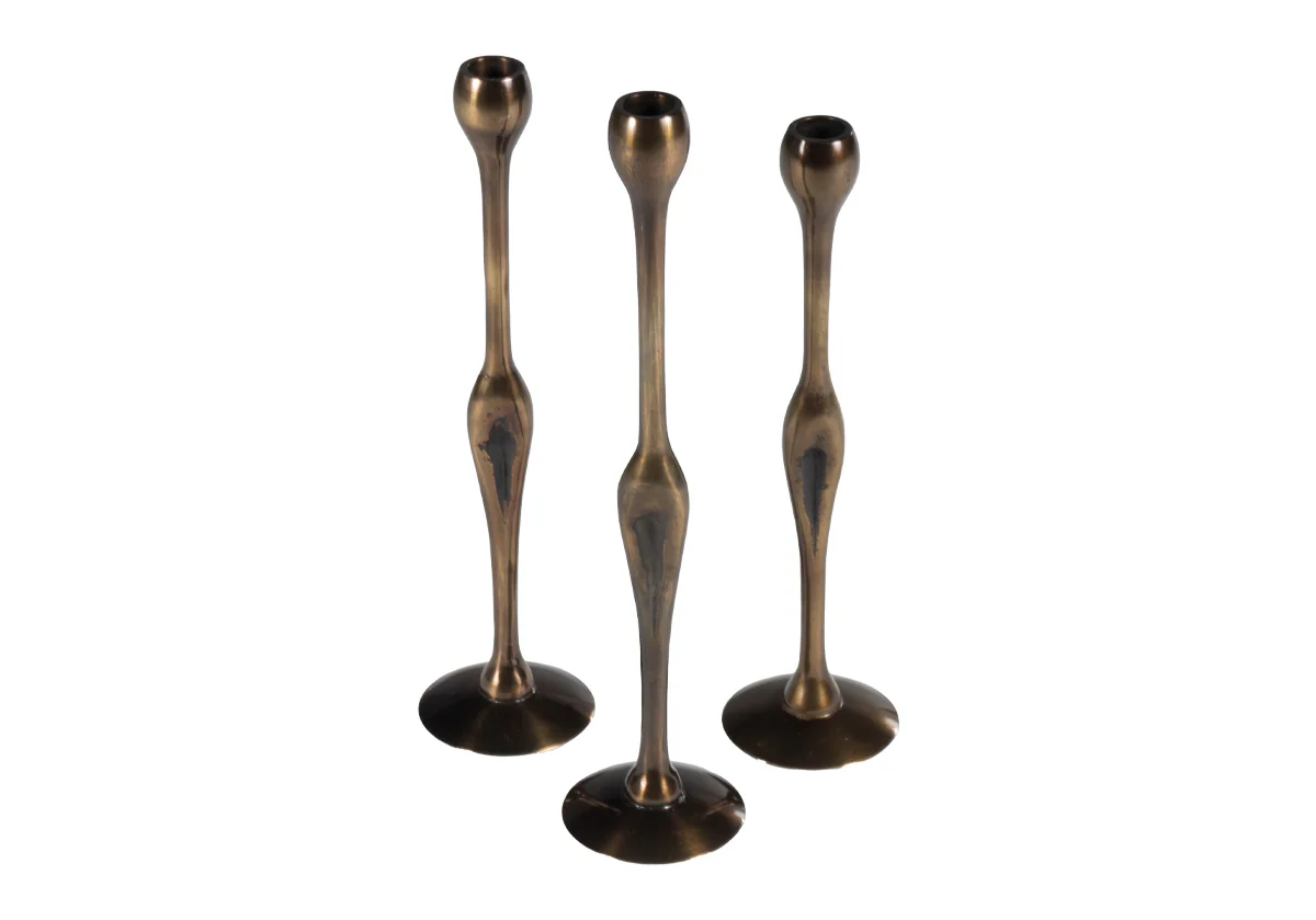 FIGURE BRASS CANDLESTICK - Image 3