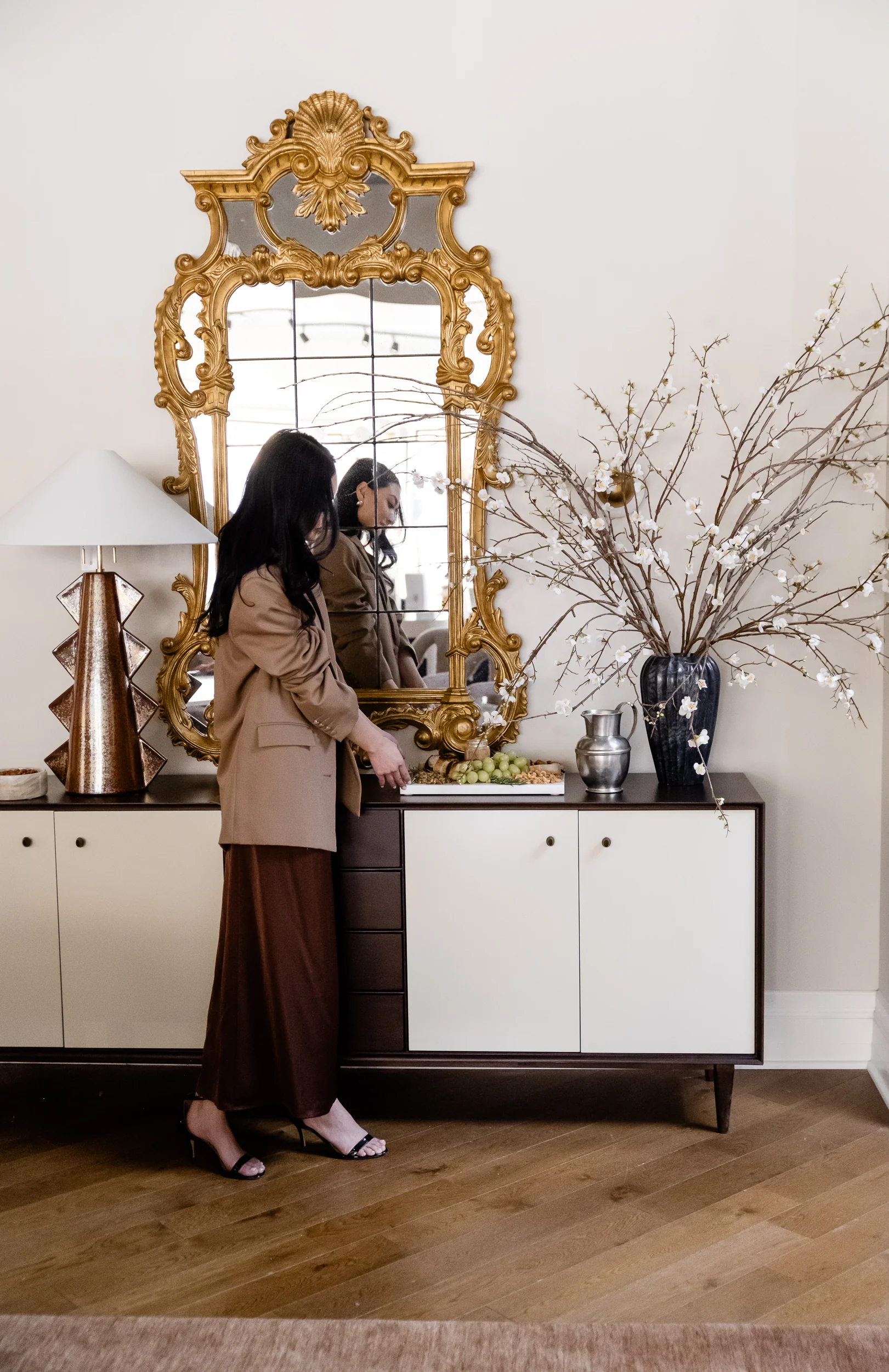 FRANCES SIDEBOARD - Image 9