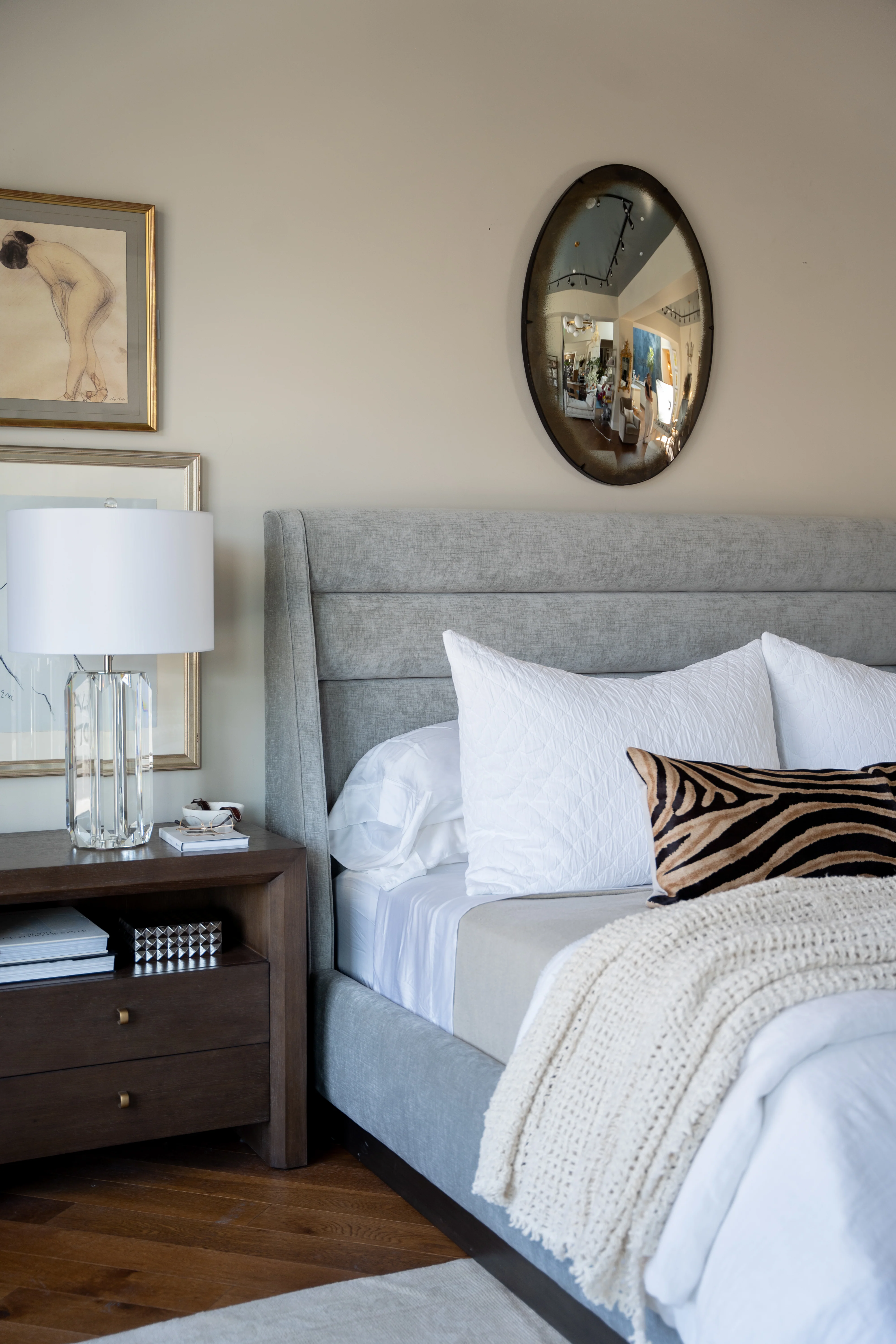 FRANKIE BED | Queen |  Contessa Dove - Image 9