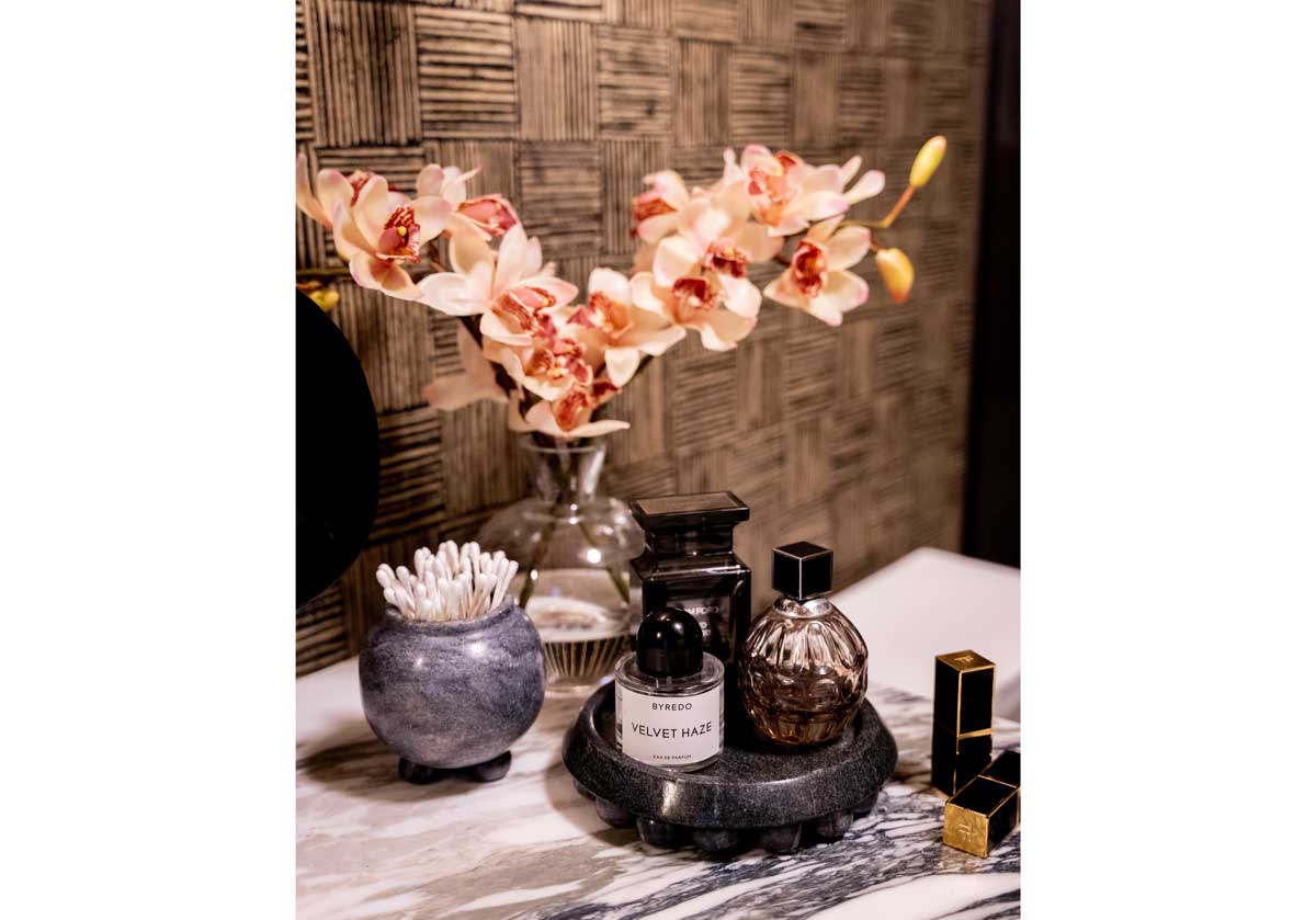 GIA CONTAINER | Black - Image 2
