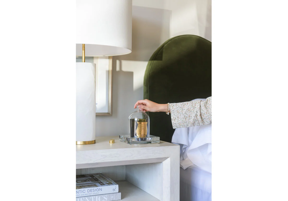 GLASS CLOCHE - Image 18