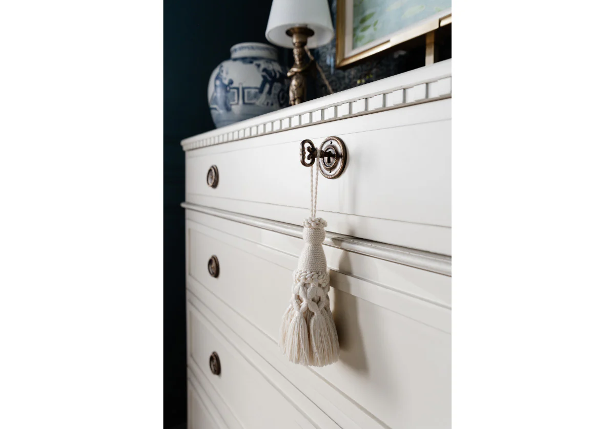 IVORY KEY TASSEL - Image 11