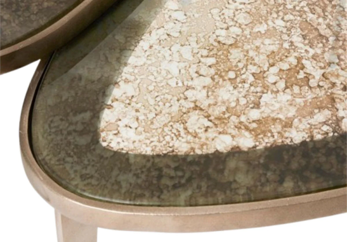 JAN BUNCHING COCKTAIL TABLES - Image 2