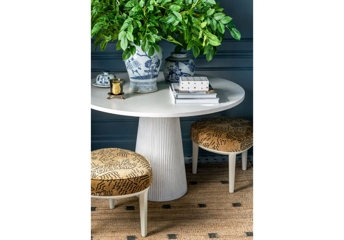 LUCCA CENTERHALL TABLE - Image 9