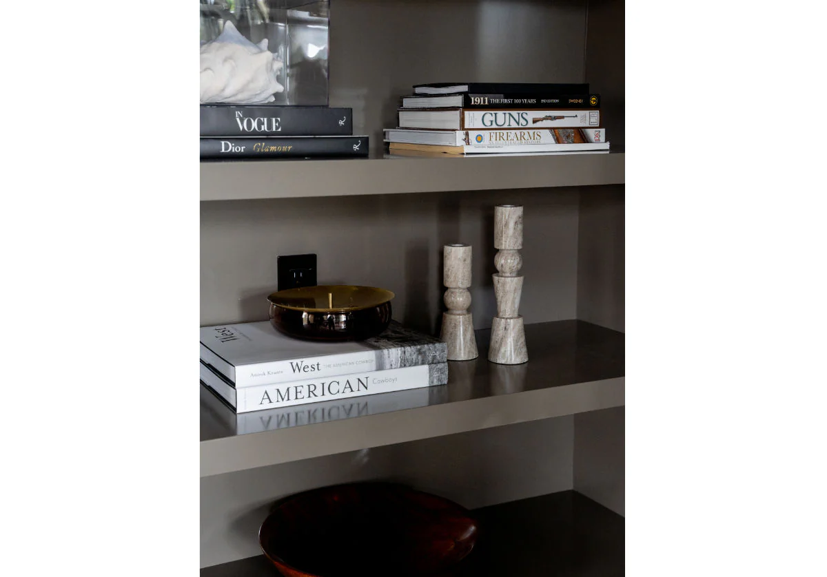 ROSETTE TAPER CANDLESTICKS - Image 3