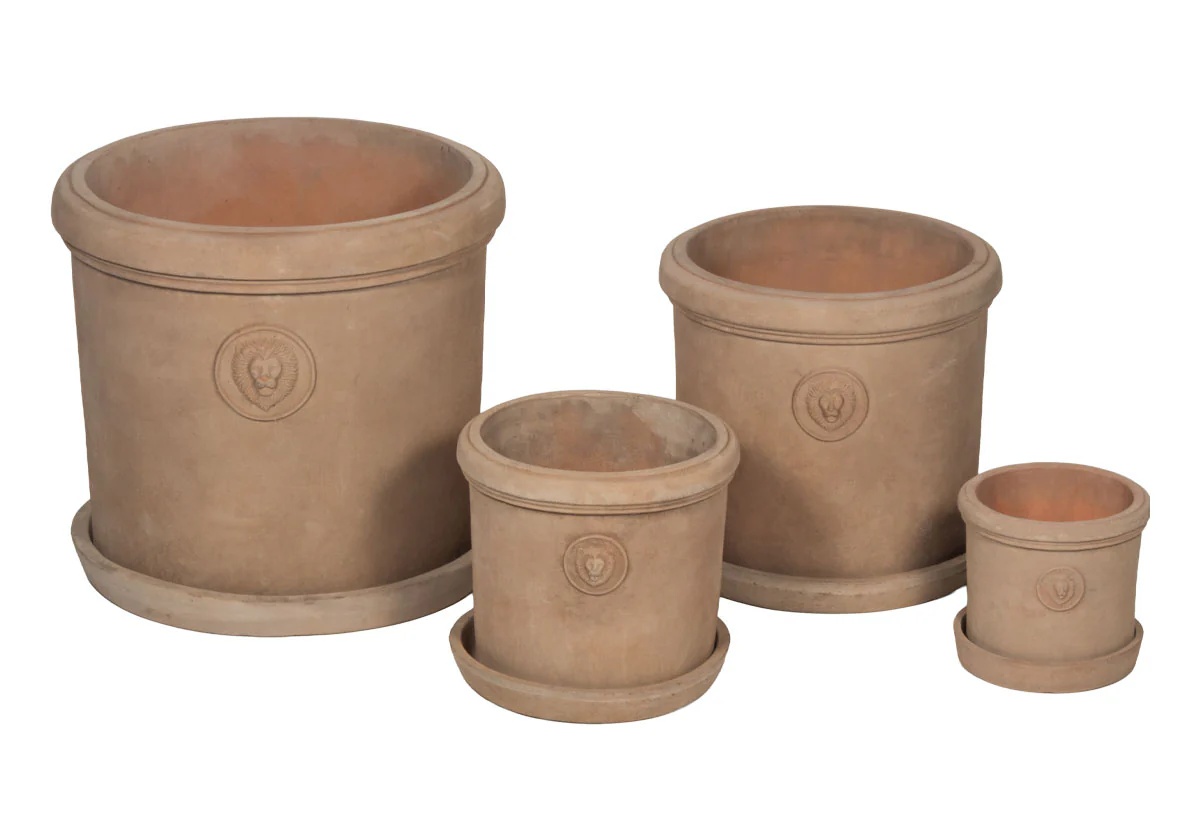 TERRACOTTA LION PLANTERS - Image 11