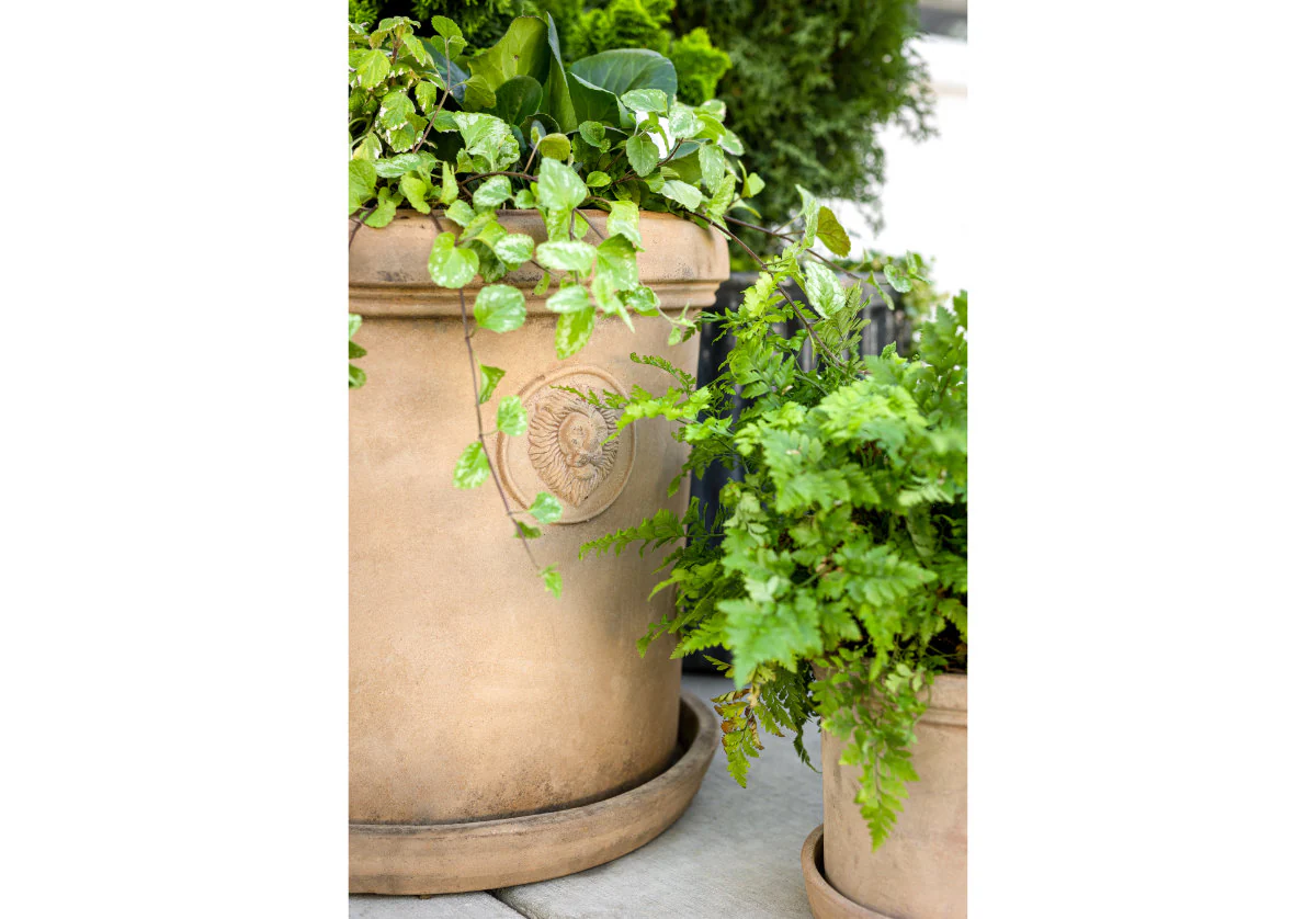 TERRACOTTA LION PLANTERS - Image 15