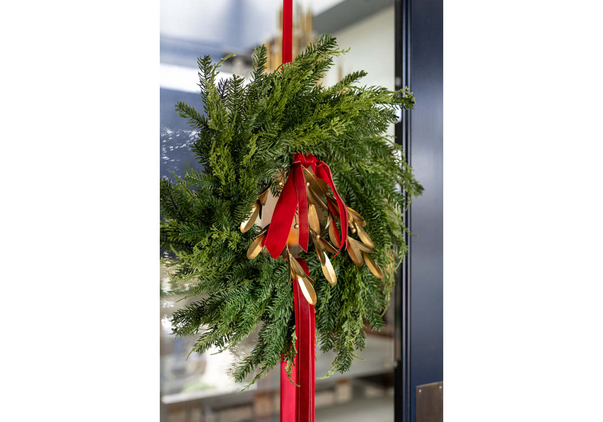 SCARLET VELVET RIBBON - Image 13