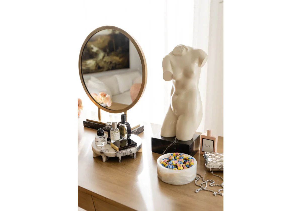 VENUS SCULPTURE - Image 2