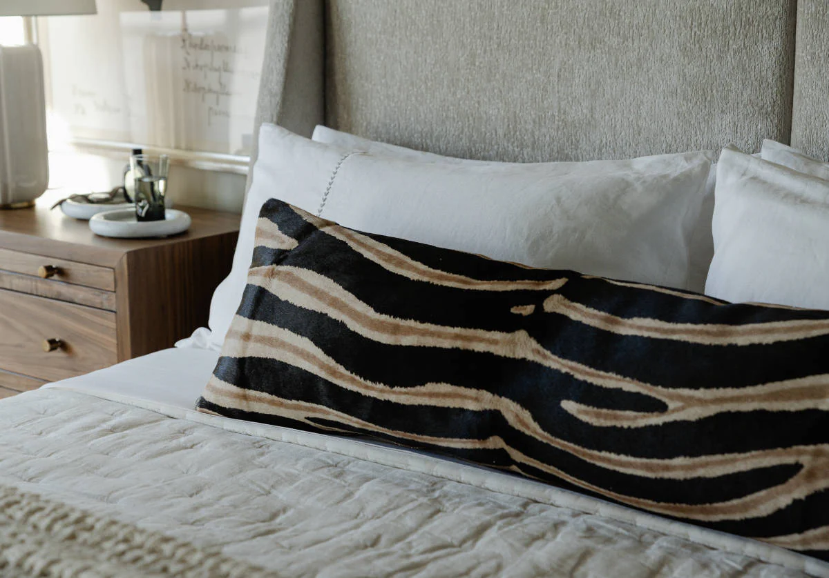 ZEBRA HIDE LUMBAR PILLOW - Image 2